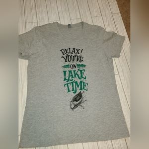 Lake life tshirt. Gray sz 2x
